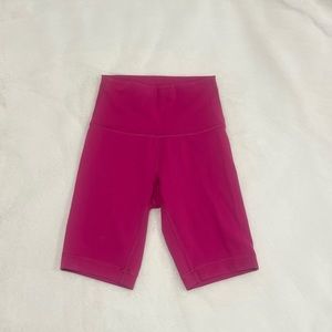 Lululemon Wunder Train High-Rise Shorts. 6”Inseam. Color: Magenta Purple